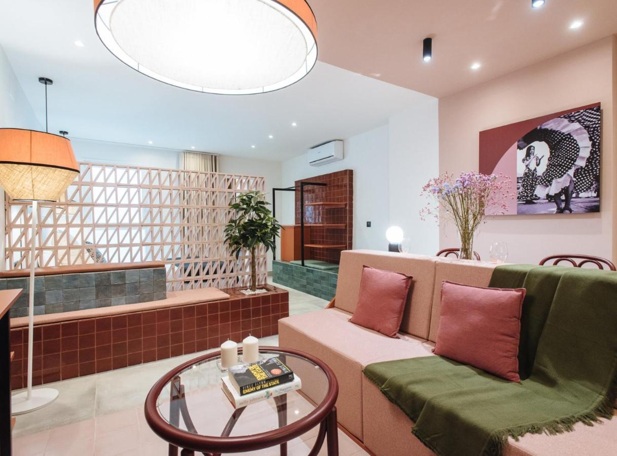 Suites Triana Sevilla Apartments — Photos 1